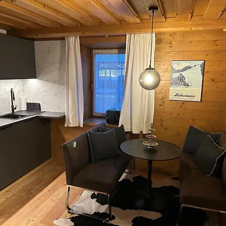Kitzbuehel City Appartement 키츠부헬