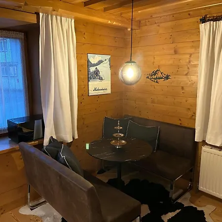 Kitzbuehel City Appartement 公寓